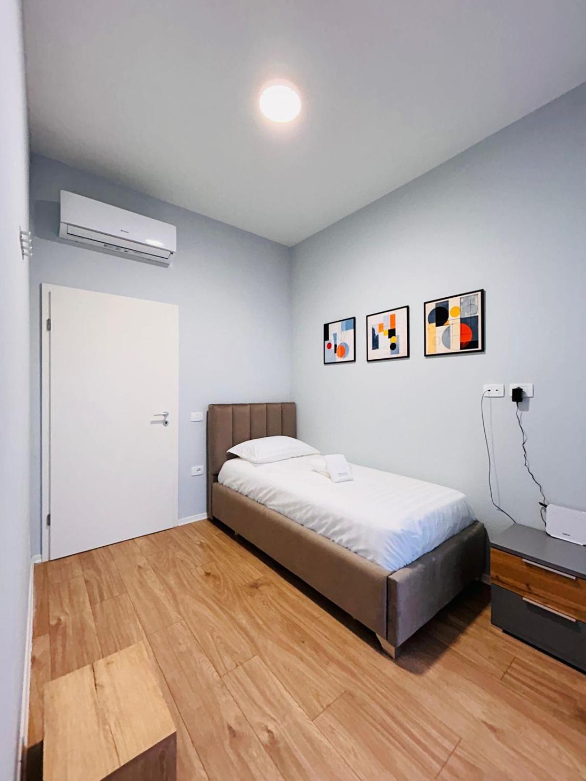 Picasso Apartment 地拉那 外观 照片