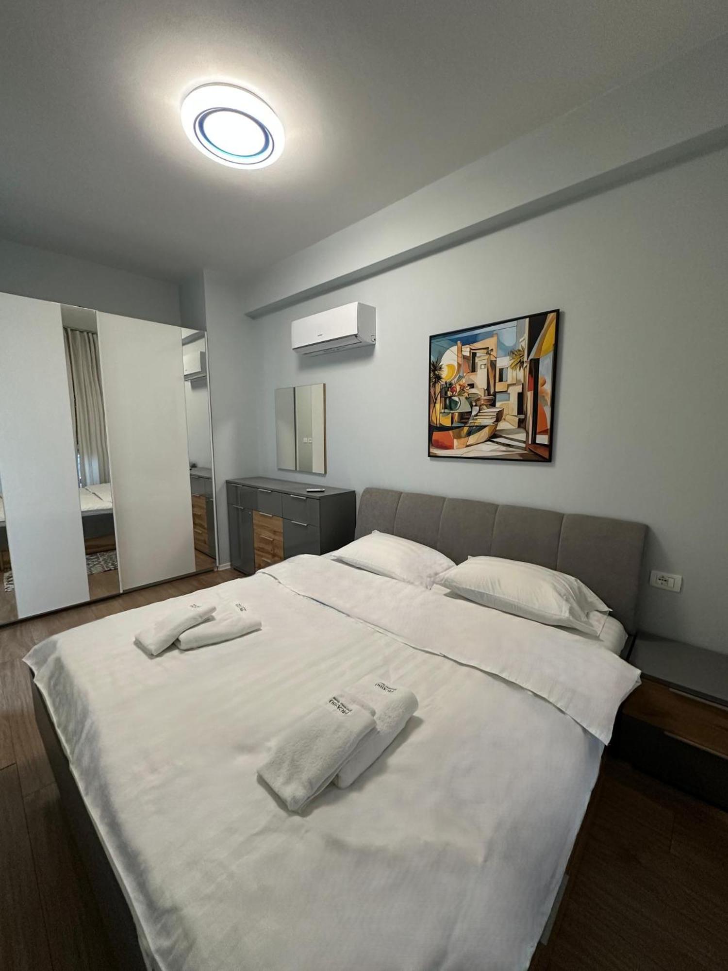 Picasso Apartment 地拉那 外观 照片
