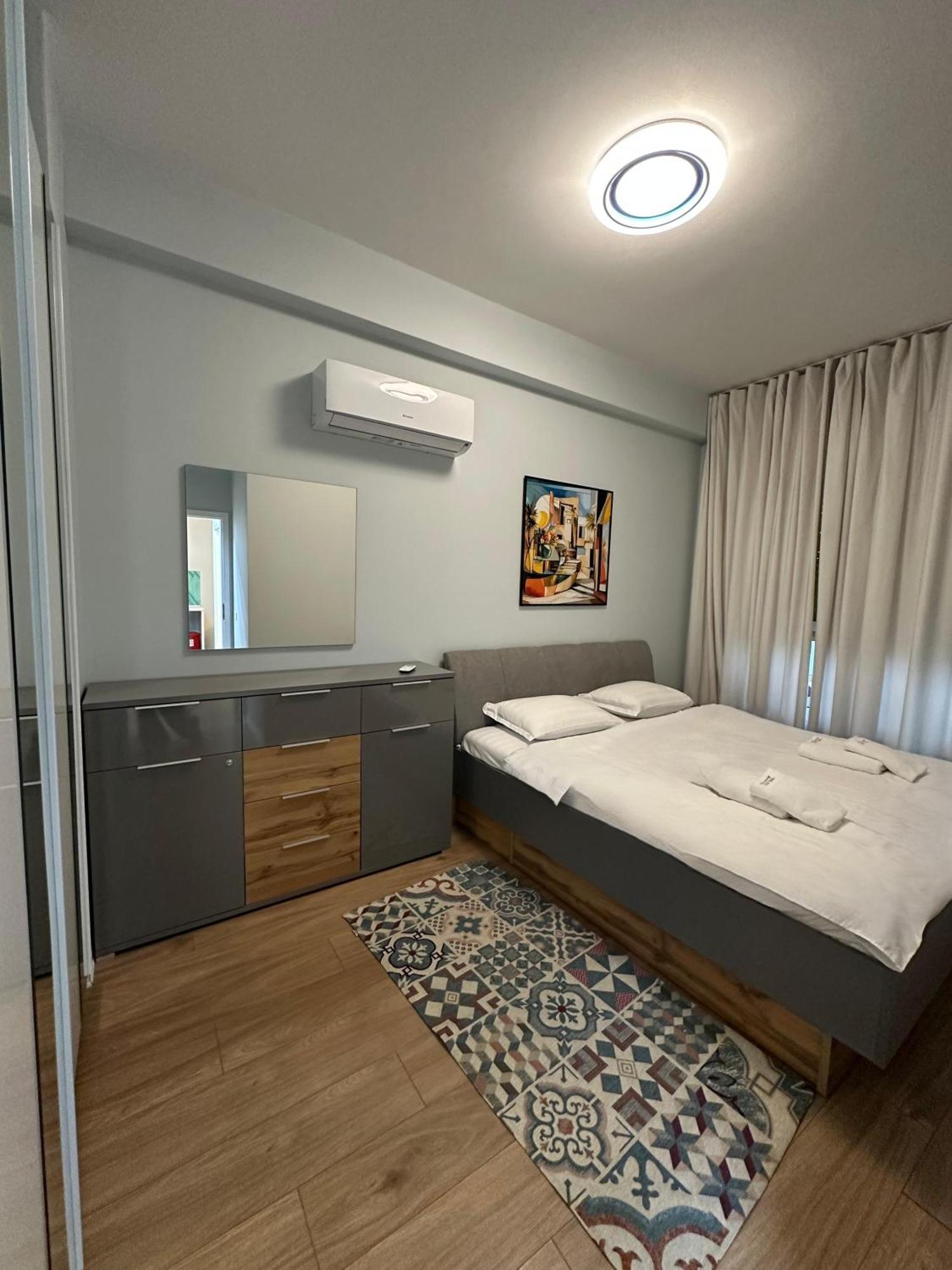 Picasso Apartment 地拉那 外观 照片